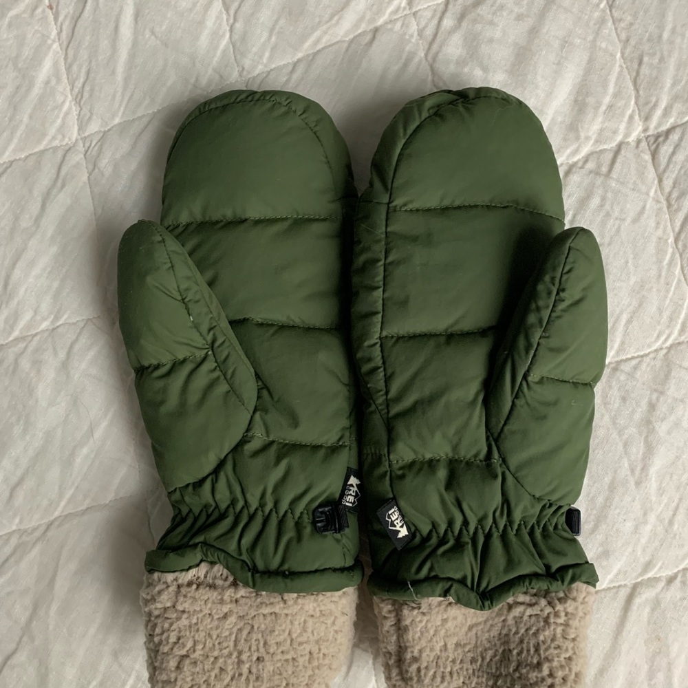 REI Green and Cream Quilted Mittens